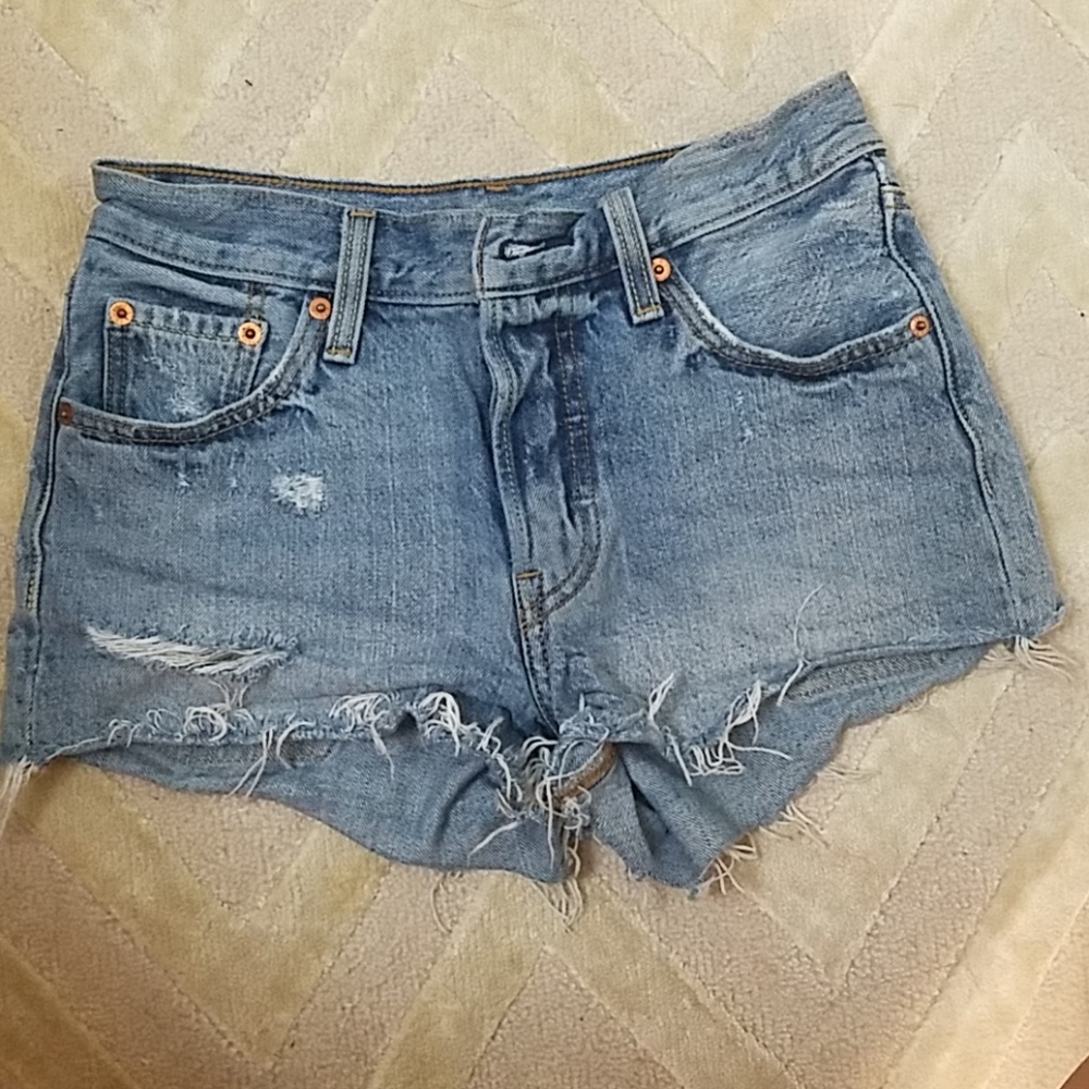 LEVIS blue denim shorts